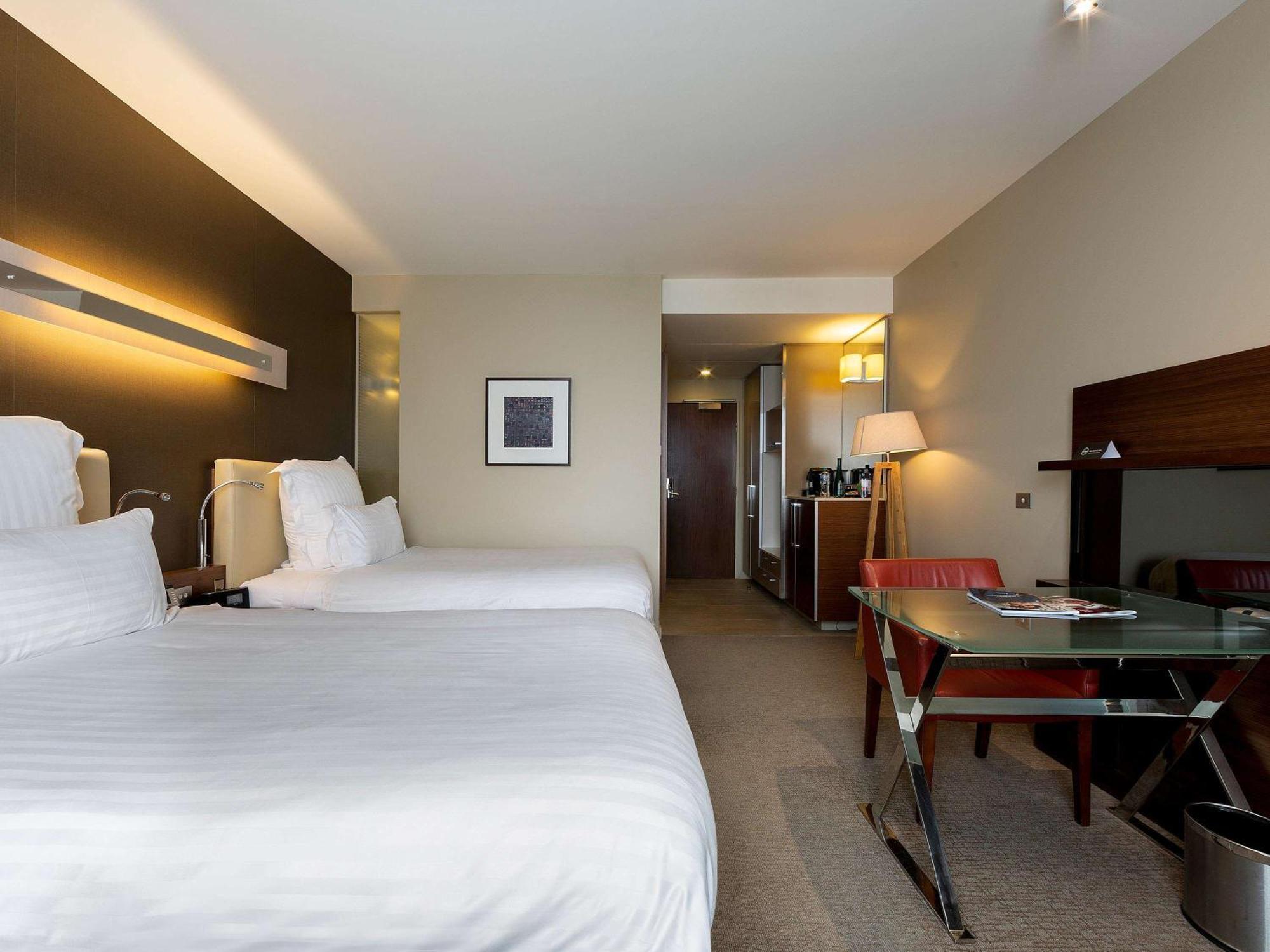 Pullman Sydney Olympic Park Hotel Buitenkant foto